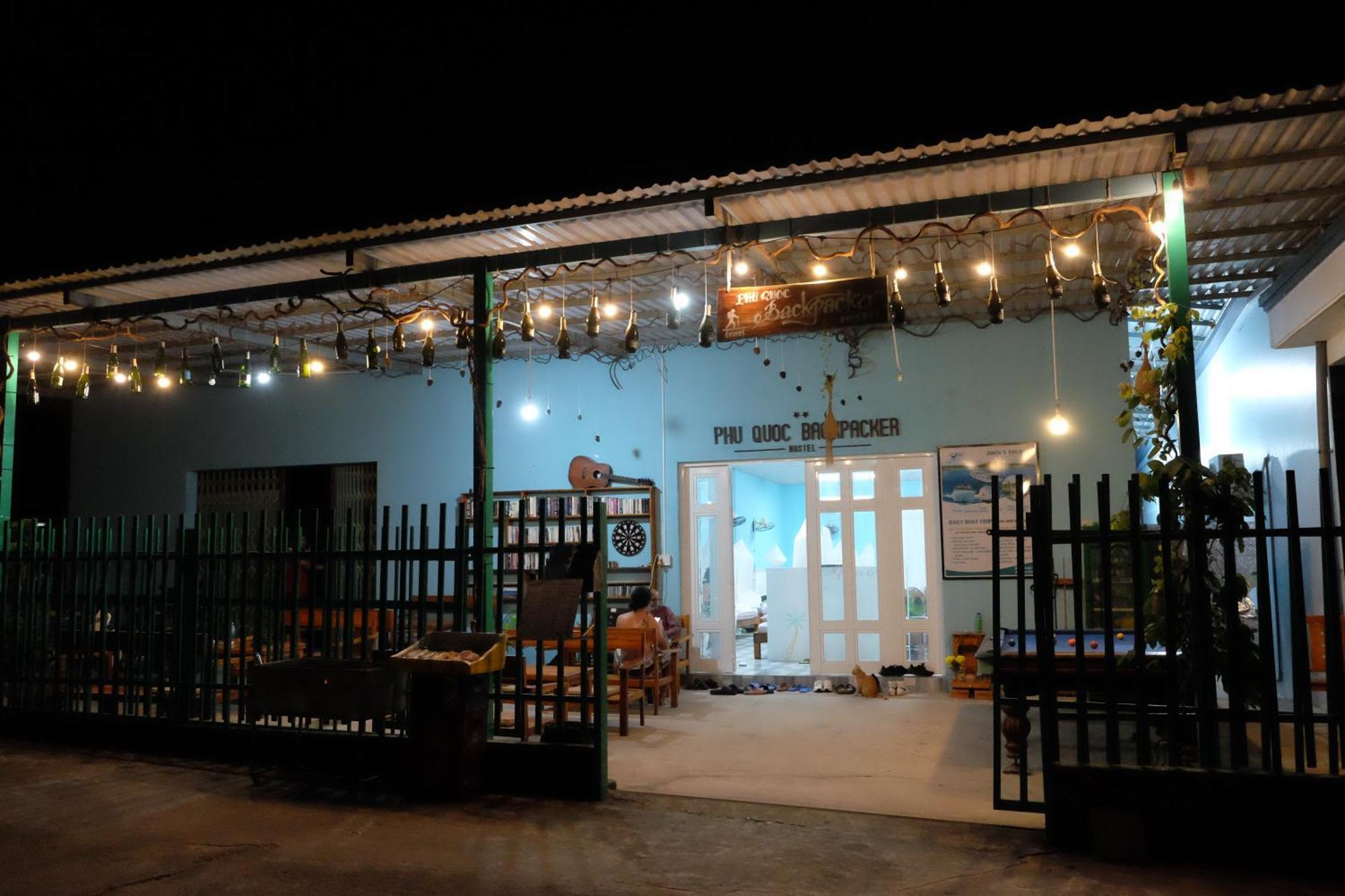 Hostel Phu Quoc Backpacker Zewnętrze zdjęcie